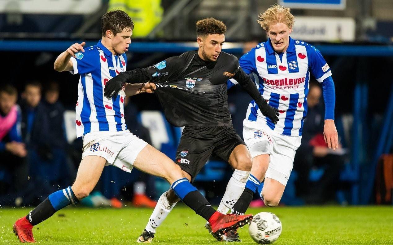 离正式拉开 离正式拉开