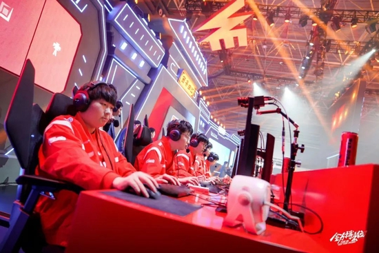 对抗中不仅 对抗中不仅